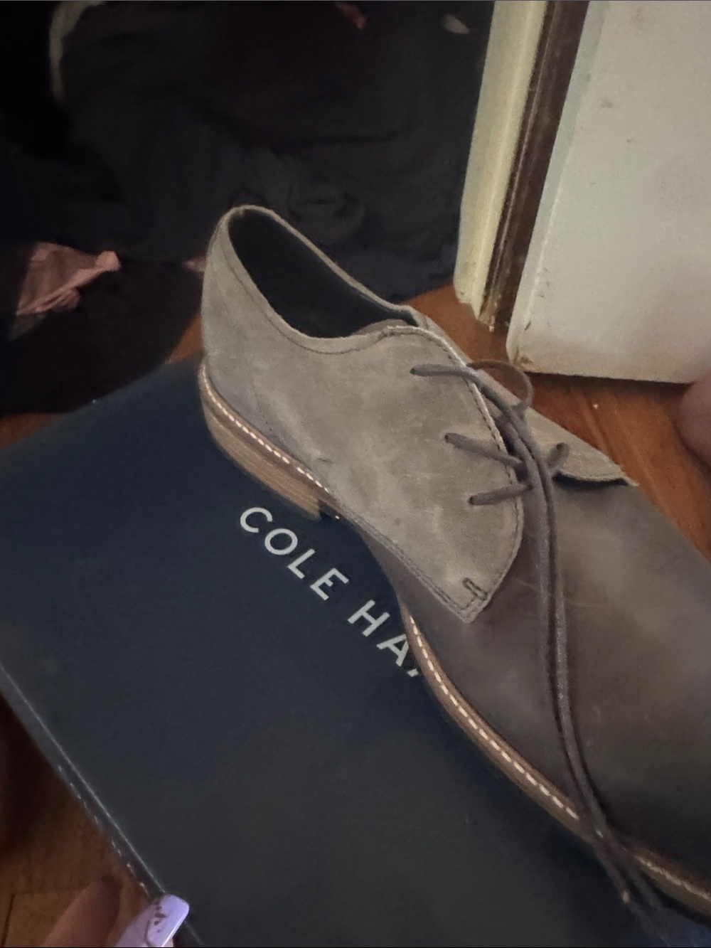 Ecco Men's Gray Suede Chukka Boots